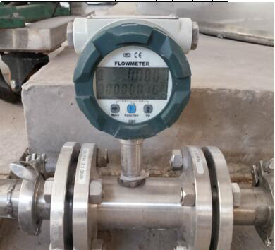 電池供電渦輪流量計現(xiàn)場安裝使用圖