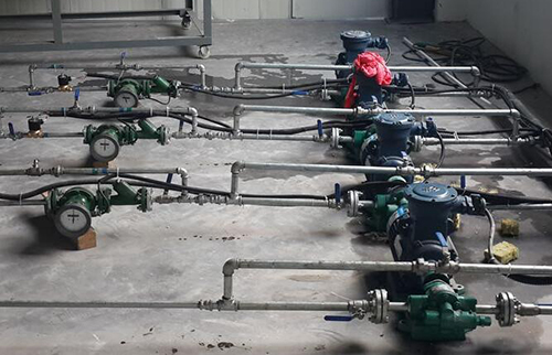 回零型腰輪流量計(jì)現(xiàn)場安裝使用圖